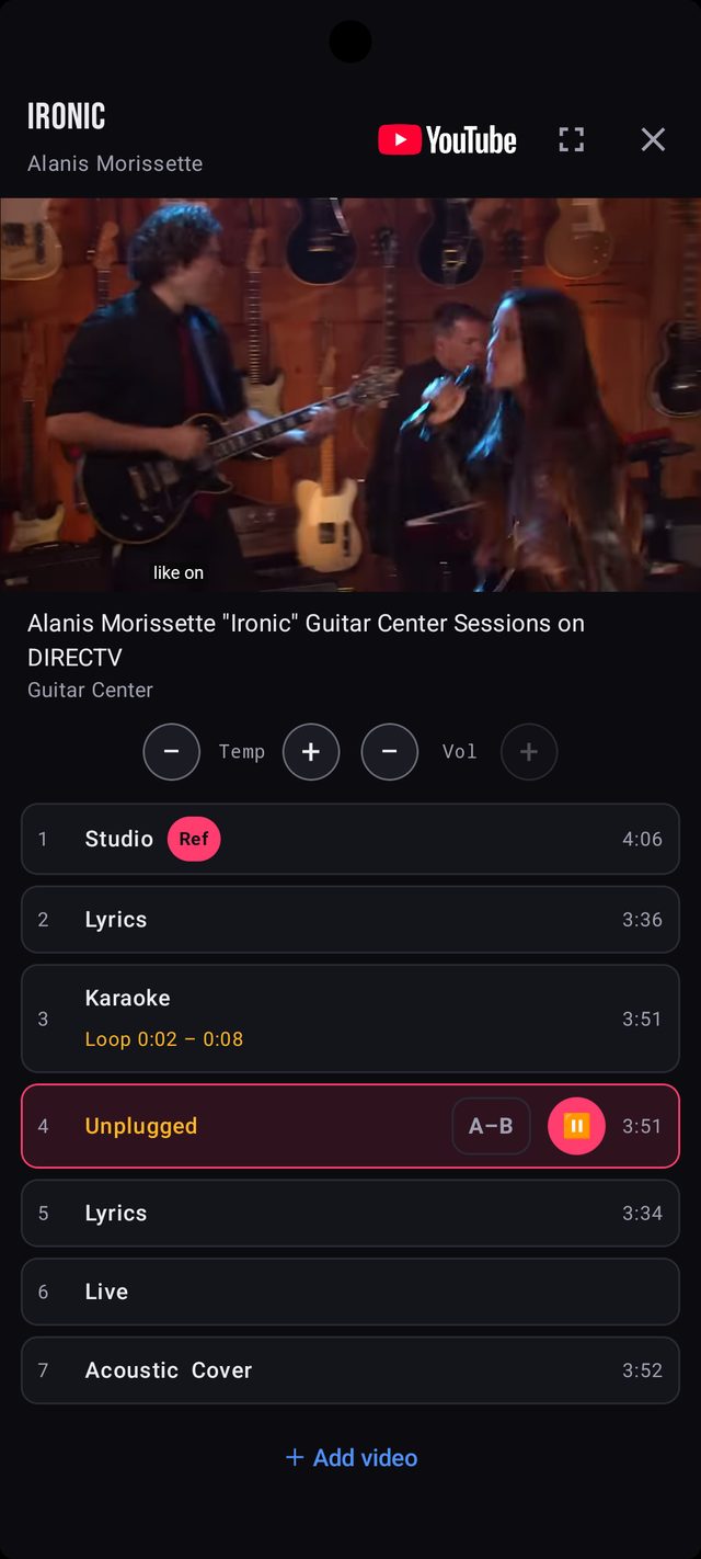 YouTube-Player in der App mit Tempo, Lautstärke und mehreren Videos eines Songs